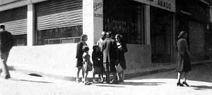 1119- Oran - St Pierre - Rue Arago et Rue Ferdinand de Lesseps - 1954 2